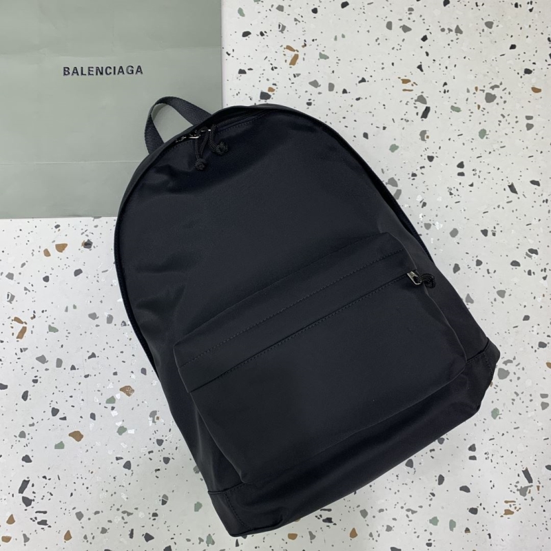 Ba*len*cia*ga backpacks